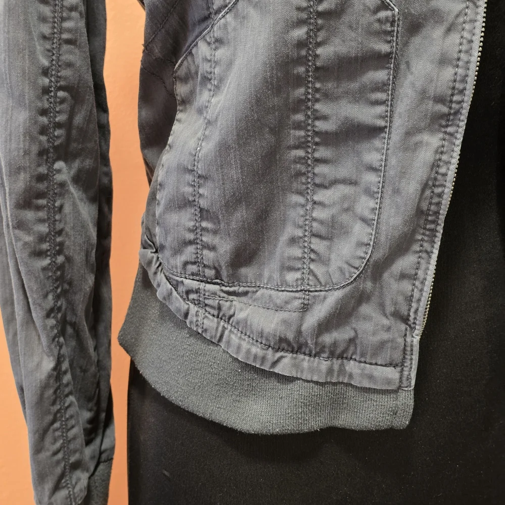 ASO Bella Swan Billabong Charcoal Jacket M Twilight New Moon Screen Acurate - Picture 9 of 16